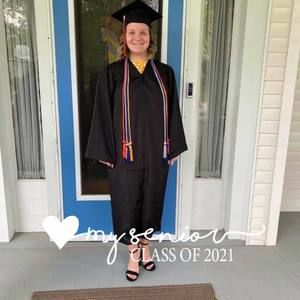 Meet your Posher, Adrienne